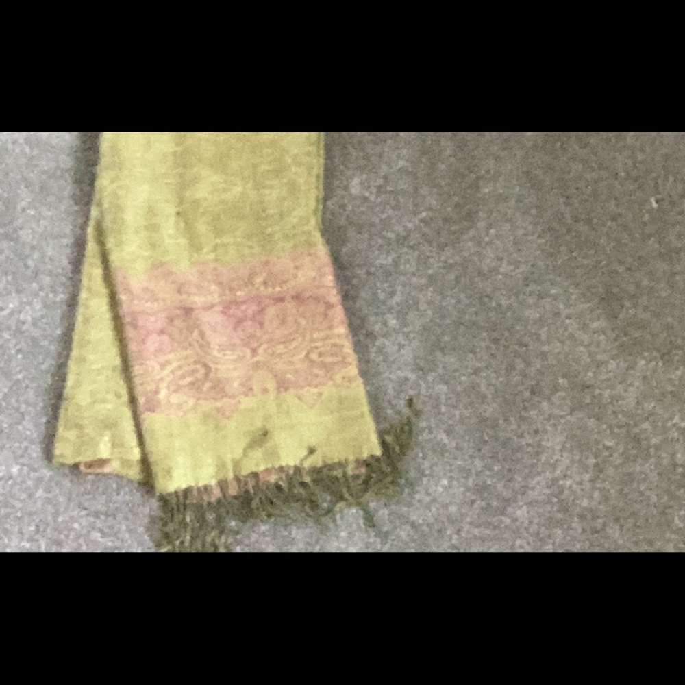 Indonesian scarf